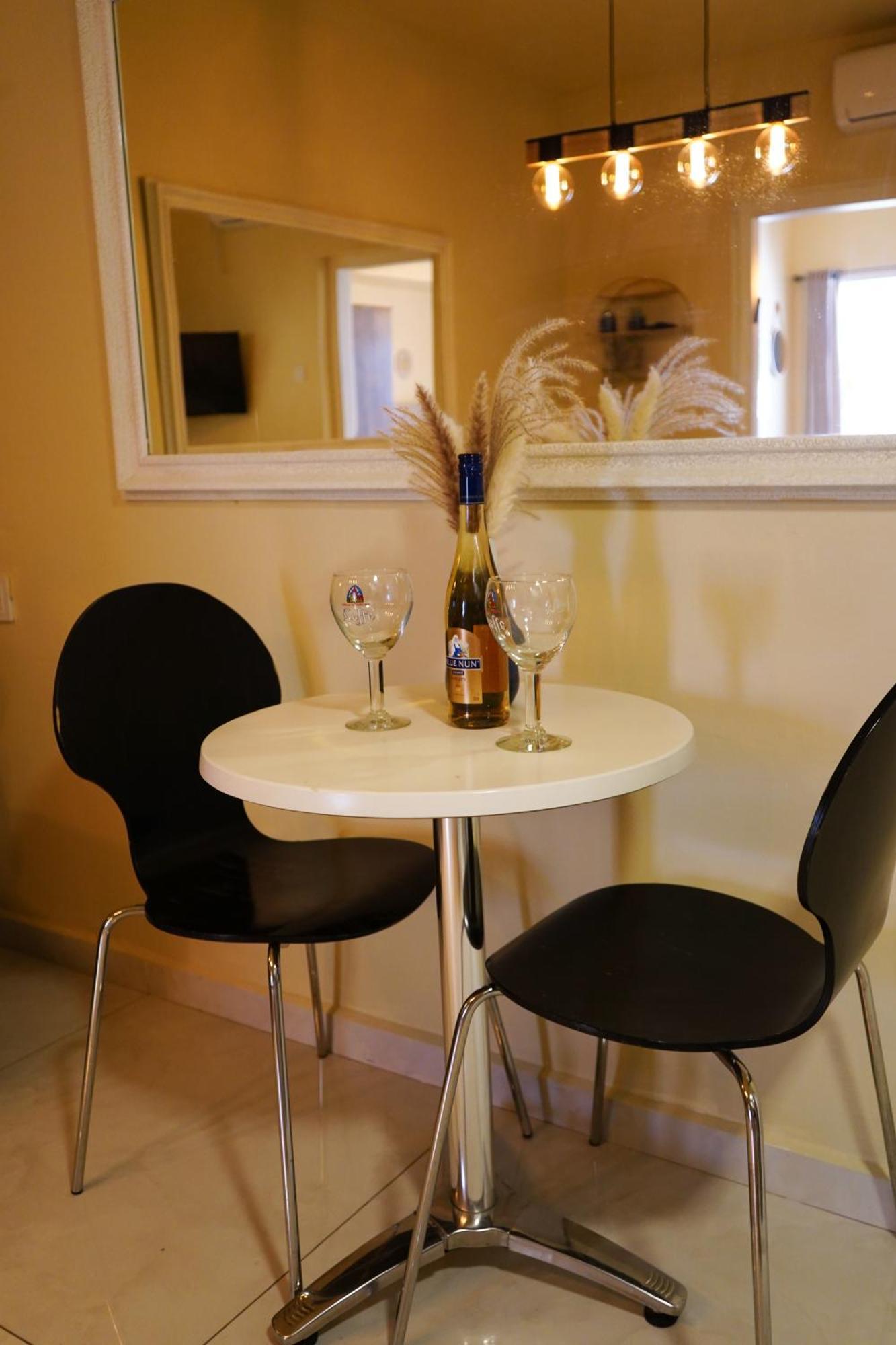 דירת נופש אילת -אלמוג Almog Suite In Eilat Close To Red Sea - דירת נופש אלמוג מרחק נגיעה מהים 外观 照片