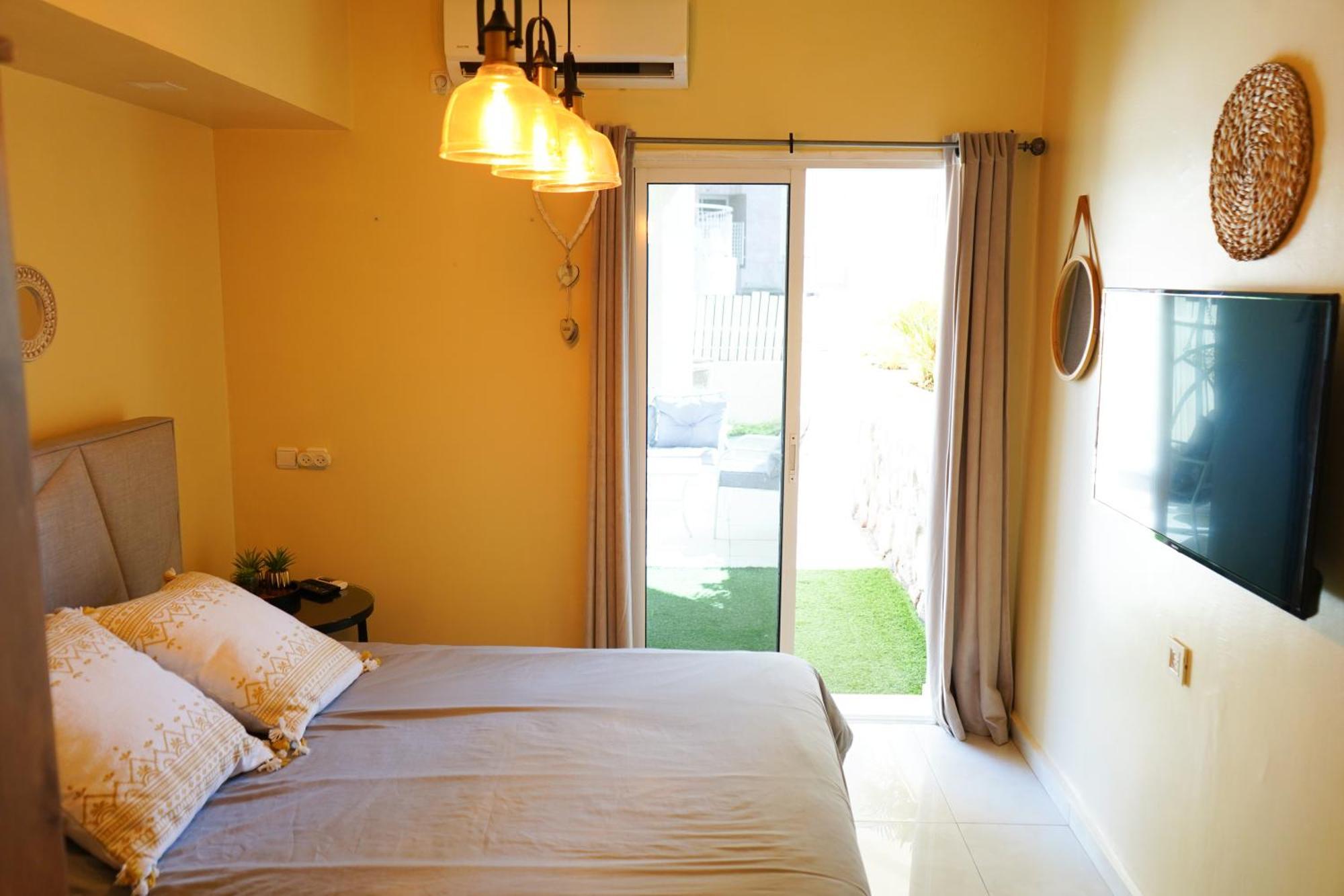 דירת נופש אילת -אלמוג Almog Suite In Eilat Close To Red Sea - דירת נופש אלמוג מרחק נגיעה מהים 外观 照片